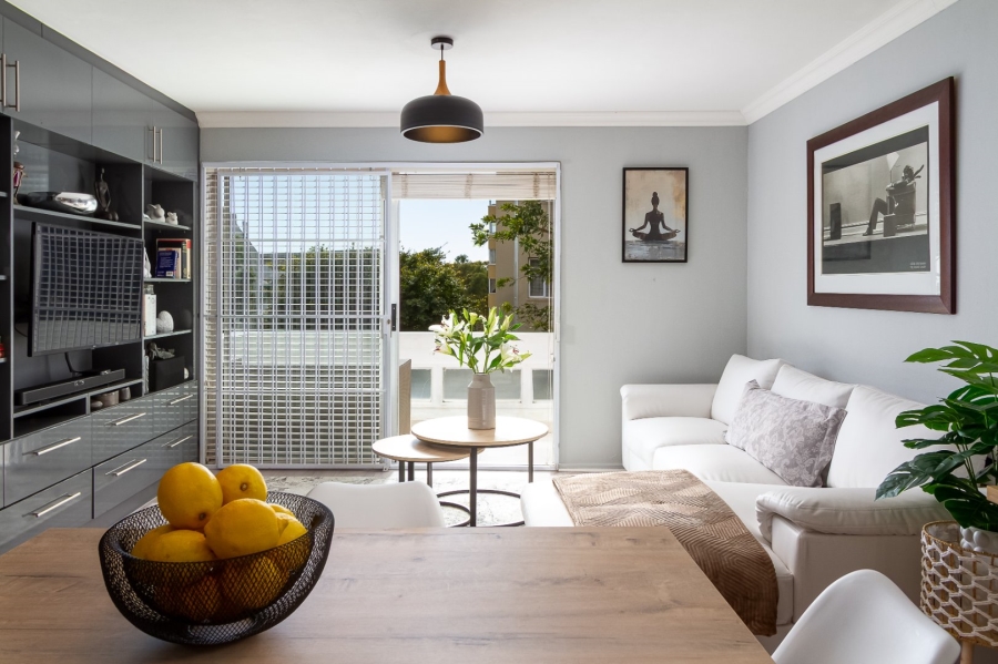 2 Bedroom Property for Sale in Green Point Western Cape